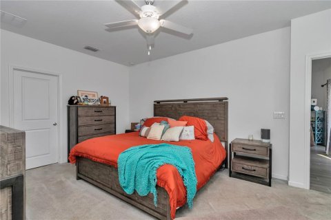 House in Ocala, Florida 3 bedrooms, 198.9 sq.m. № 2200001 - photo 14