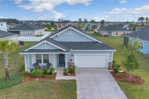 House in Ocala, Florida 3 bedrooms, 198.9 sq.m. № 2200001 - photo 2