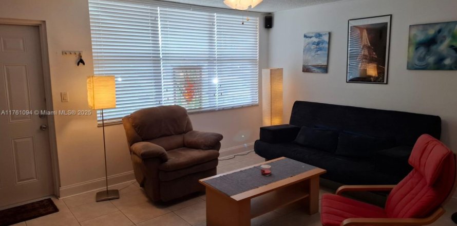 Condo in Sunrise, Florida, 1 bedroom  № 1863164