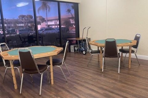 Condo in Sunrise, Florida, 1 bedroom  № 1863164 - photo 20