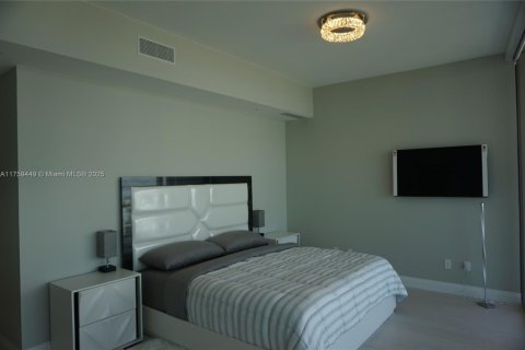 Condominio en venta en Sunny Isles Beach, Florida, 2 dormitorios, 112.78 m2 № 1977734 - foto 25