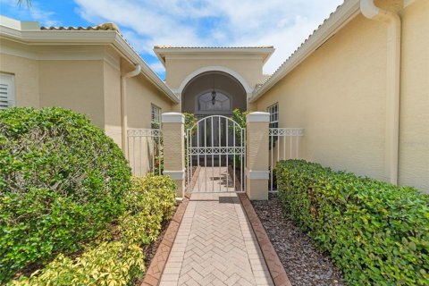 Villa ou maison à vendre à Wimauma, Floride: 2 chambres, 259.66 m2 № 1917264 - photo 2
