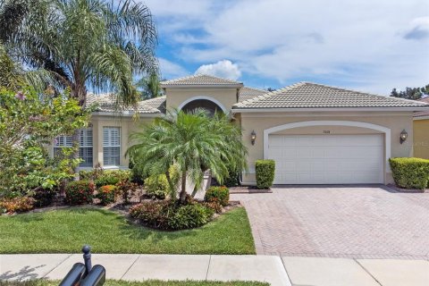 Villa ou maison à vendre à Wimauma, Floride: 2 chambres, 259.66 m2 № 1917264 - photo 1
