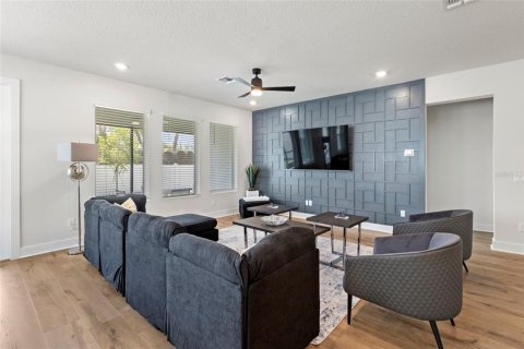 House in Altamonte Springs, Florida 4 bedrooms, 228.17 sq.m. № 1917449 - photo 6