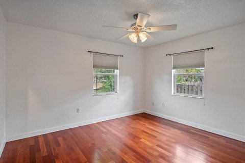 House in Bradenton, Florida 2 bedrooms, 135.17 sq.m. № 1543142 - photo 22