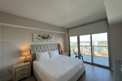 Copropriété à louer à Hallandale Beach, Floride: 2 chambres, 95.5 m2 № 1860021 - photo 6