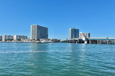 Снять в аренду кондоминиум в Майами-Бич, Флорида 1 спальня, 67.82м2, № 2003649 - фото 9