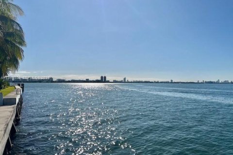 Снять в аренду кондоминиум в Майами-Бич, Флорида 1 спальня, 67.82м2, № 2003649 - фото 8