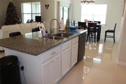 Casa en alquiler en Winter Haven, Florida, 3 dormitorios, 157 m2 № 1828548 - foto 9