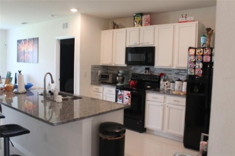 Casa en alquiler en Winter Haven, Florida, 3 dormitorios, 157 m2 № 1828548 - foto 8