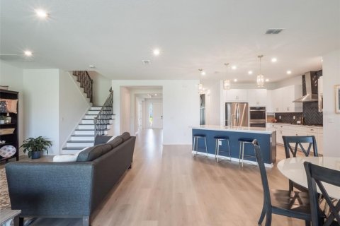 Villa ou maison à vendre à Clermont, Floride: 6 chambres, 363.53 m2 № 1803290 - photo 3