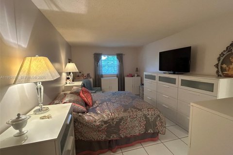 Condominio en venta en Margate, Florida, 1 dormitorio, 63.17 m2 № 2153216 - foto 21