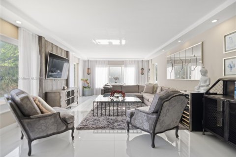 Condominio en venta en Fort Lauderdale, Florida, 2 dormitorios, 157.93 m2 № 1428420 - foto 6