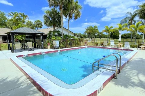 Villa ou maison à louer à Sarasota, Floride: 1 chambre, 39.76 m2 № 213934 - photo 17