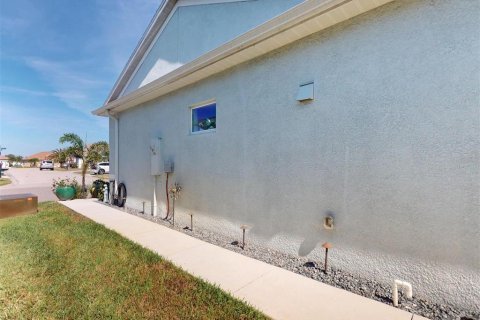 House in Punta Gorda, Florida 2 bedrooms, 153.66 sq.m. № 1515506 - photo 14