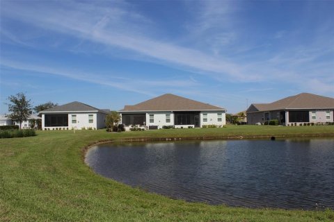 House in Punta Gorda, Florida 2 bedrooms, 153.66 sq.m. № 1515506 - photo 21