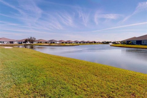 House in Punta Gorda, Florida 2 bedrooms, 153.66 sq.m. № 1515506 - photo 25