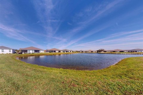 House in Punta Gorda, Florida 2 bedrooms, 153.66 sq.m. № 1515506 - photo 27