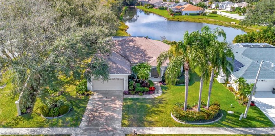 Casa en Bradenton, Florida 2 dormitorios, 170.75 m2 № 1899464