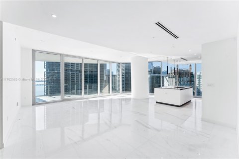 Condominio en venta en Miami, Florida, 3 dormitorios, 216.28 m2 № 1958891 - foto 1