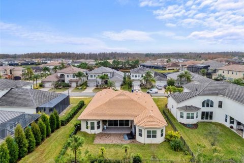 House in Wesley Chapel, Florida 3 bedrooms, 295.99 sq.m. № 1819369 - photo 3