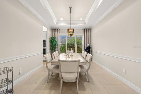 House in Wesley Chapel, Florida 3 bedrooms, 295.99 sq.m. № 1819369 - photo 10