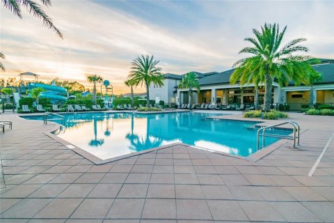 House in Wesley Chapel, Florida 3 bedrooms, 295.99 sq.m. № 1819369 - photo 18