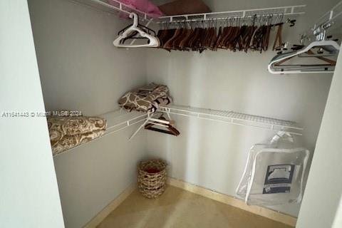 Снять в аренду кондоминиум в Санни-Айлс-Бич, Флорида 2 спальни, 117.61м2, № 2035367 - фото 19