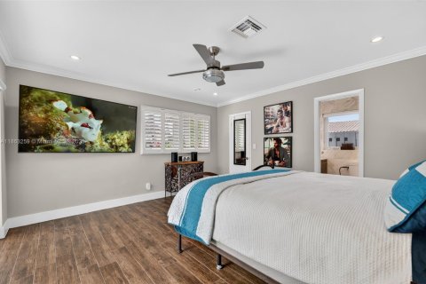 House in Wilton Manors, Florida 3 bedrooms, 184.69 sq.m. № 1895860 - photo 25