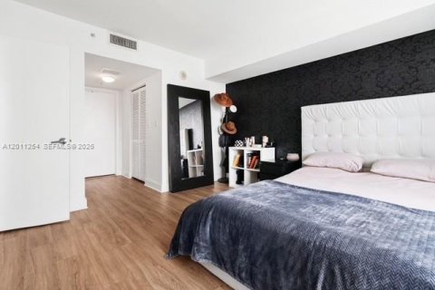 Copropriété à louer à Miami, Floride: 1 chambre, 78.22 m2 № 2076673 - photo 14