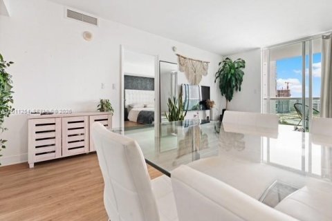 Copropriété à louer à Miami, Floride: 1 chambre, 78.22 m2 № 2076673 - photo 6