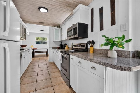 Villa ou maison à vendre à Saint Petersburg, Floride: 3 chambres, 147.53 m2 № 2275422 - photo 8