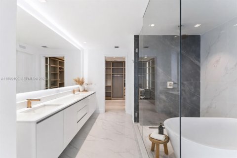 Condominio en venta en Miami, Florida, 5 dormitorios № 2015826 - foto 9
