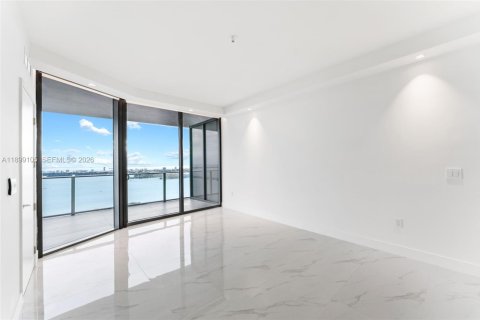 Condominio en venta en Miami, Florida, 5 dormitorios № 2015826 - foto 18