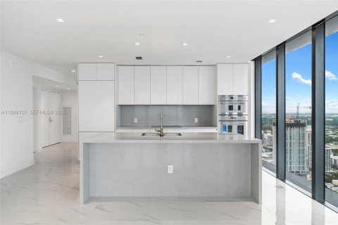 Condominio en venta en Miami, Florida, 5 dormitorios № 2015826 - foto 13