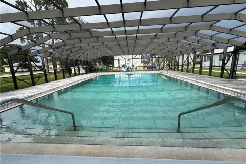 Condominio en alquiler en Port Charlotte, Florida, 2 dormitorios, 89.19 m2 № 1827970 - foto 19