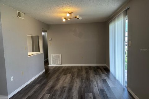 Condominio en alquiler en Port Charlotte, Florida, 2 dormitorios, 89.19 m2 № 1827970 - foto 10