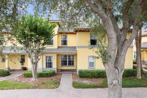 Adosado en Saint Petersburg, Florida 2 dormitorios, 142.88 m2 № 2110599