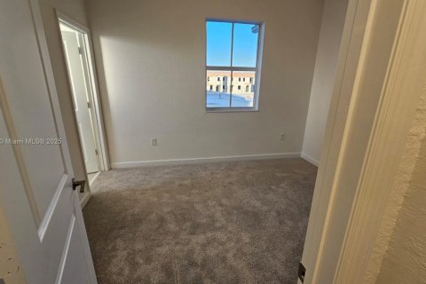 Adosado en alquiler en Homestead, Florida, 3 dormitorios № 2039814 - foto 22