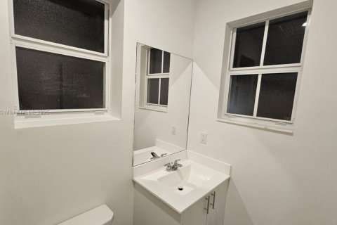 Adosado en alquiler en Homestead, Florida, 3 dormitorios № 2039814 - foto 19