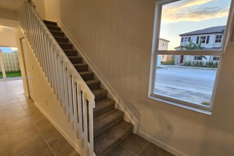 Adosado en alquiler en Homestead, Florida, 3 dormitorios № 2039814 - foto 16