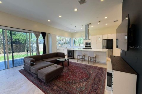 House in Longwood, Florida 4 bedrooms, 364.55 sq.m. № 2148834 - photo 18