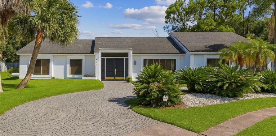 House in Longwood, Florida 4 bedrooms, 364.55 sq.m. № 2148834
