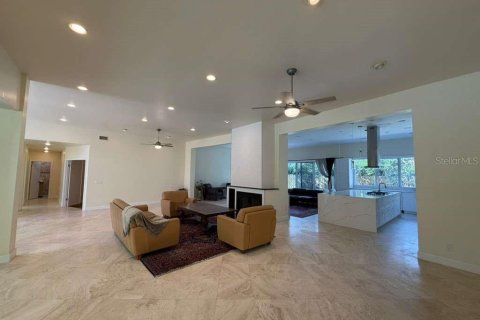 House in Longwood, Florida 4 bedrooms, 364.55 sq.m. № 2148834 - photo 11