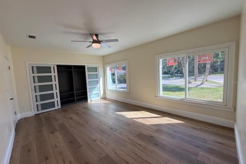 House in Longwood, Florida 4 bedrooms, 364.55 sq.m. № 2148834 - photo 30