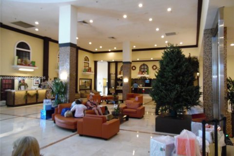 Купить кондоминиум в Санни-Айлс-Бич, Флорида 33.44м2, № 2022202 - фото 7