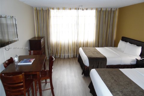 Студия в кондо в Санни-Айлс-Бич, Флорида № 2022202