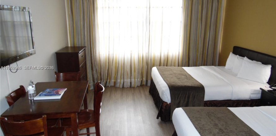 Студия в кондо в Санни-Айлс-Бич, Флорида № 2022202