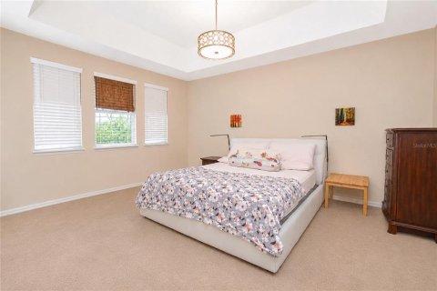 House in Orlando, Florida 4 bedrooms, 212.28 sq.m. № 2117862 - photo 15