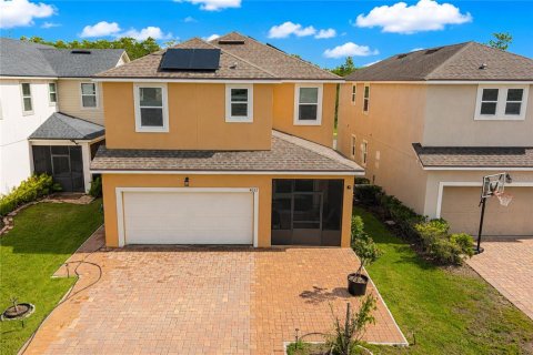 House in Orlando, Florida 4 bedrooms, 212.28 sq.m. № 2117862 - photo 2